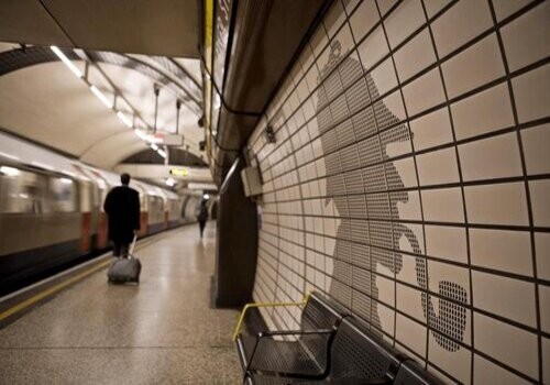 [南通市私家侦探，南通私人调查，南通调查小三，南通调查外遇]男方有婚外情又拖着不离婚怎么办？